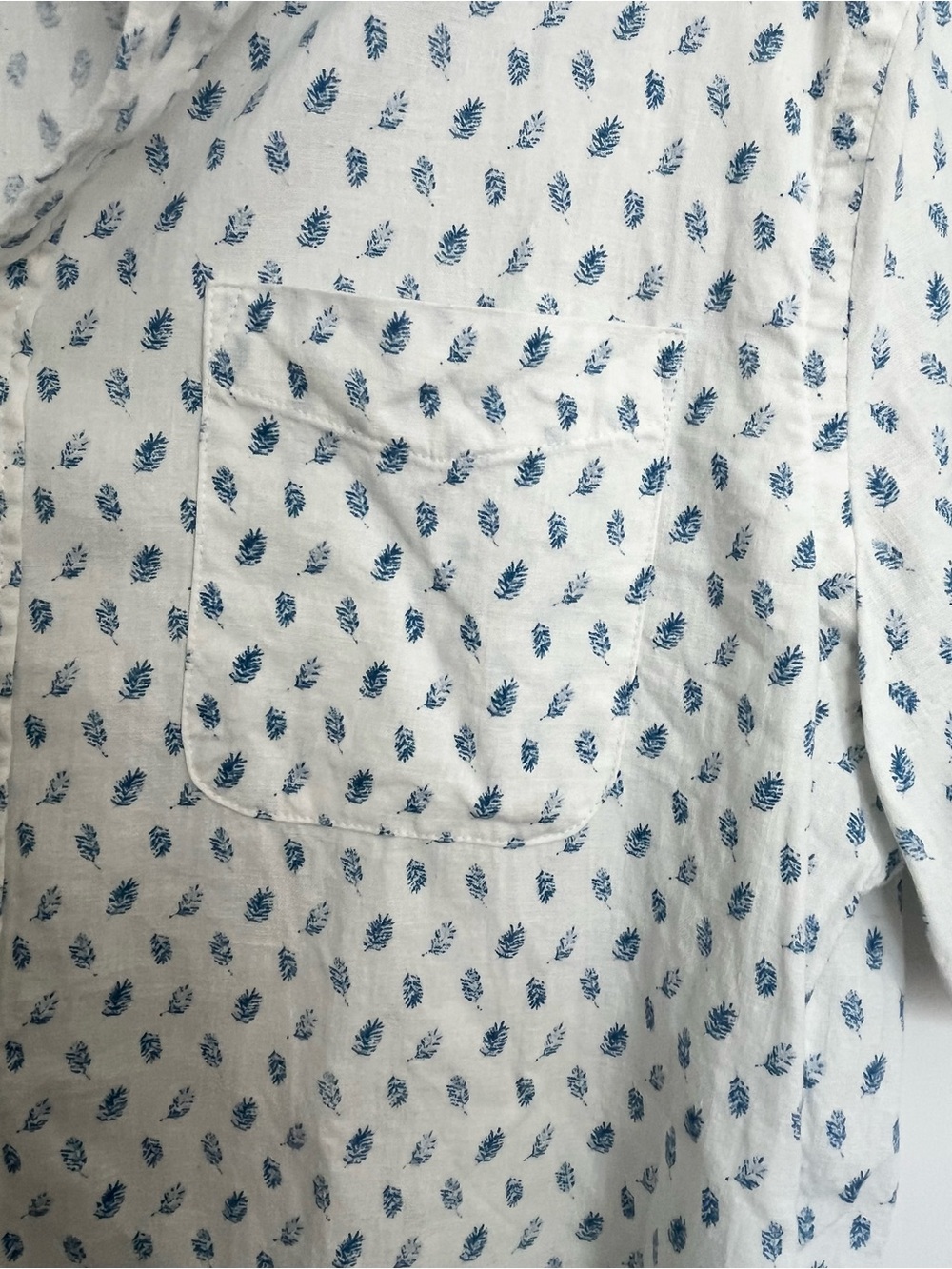 Faherty Brand Breeze shirt for men Size M. - Picture 2 of 6